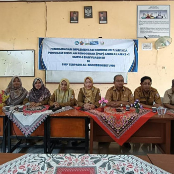 KEGIATAN PENGIMBASAN IMPLEMENTASI KURIKULUM MERDEKA PROGRAM