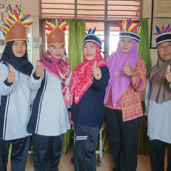 KEGIATAN PROYEK P5 DENGAN TEMA KEBINEKAAN GLOBAL (INDAHNYA T
